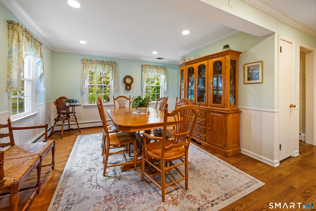 Photo of 230 Wallingford Road