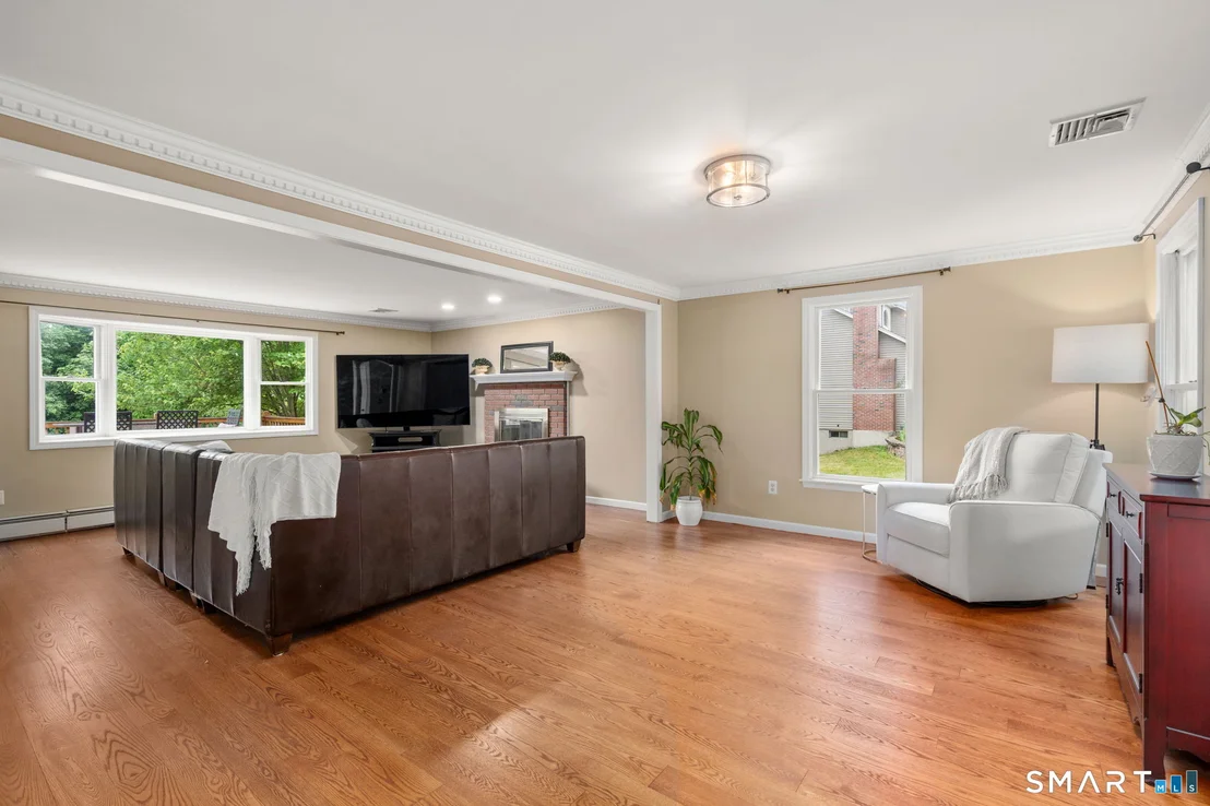 Photo of 25 Vincent Circle