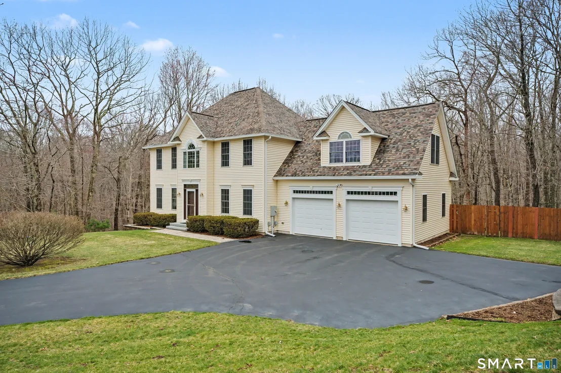 Photo of 12 Fox Run