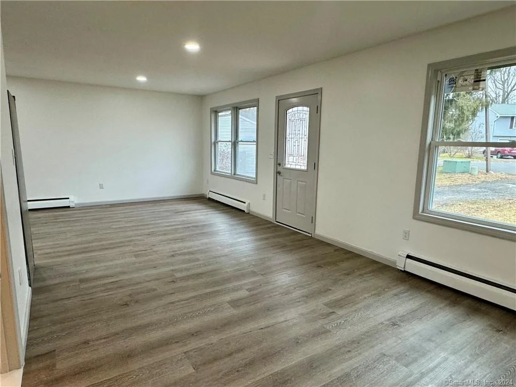 Photo of 16 Hemlock Road
