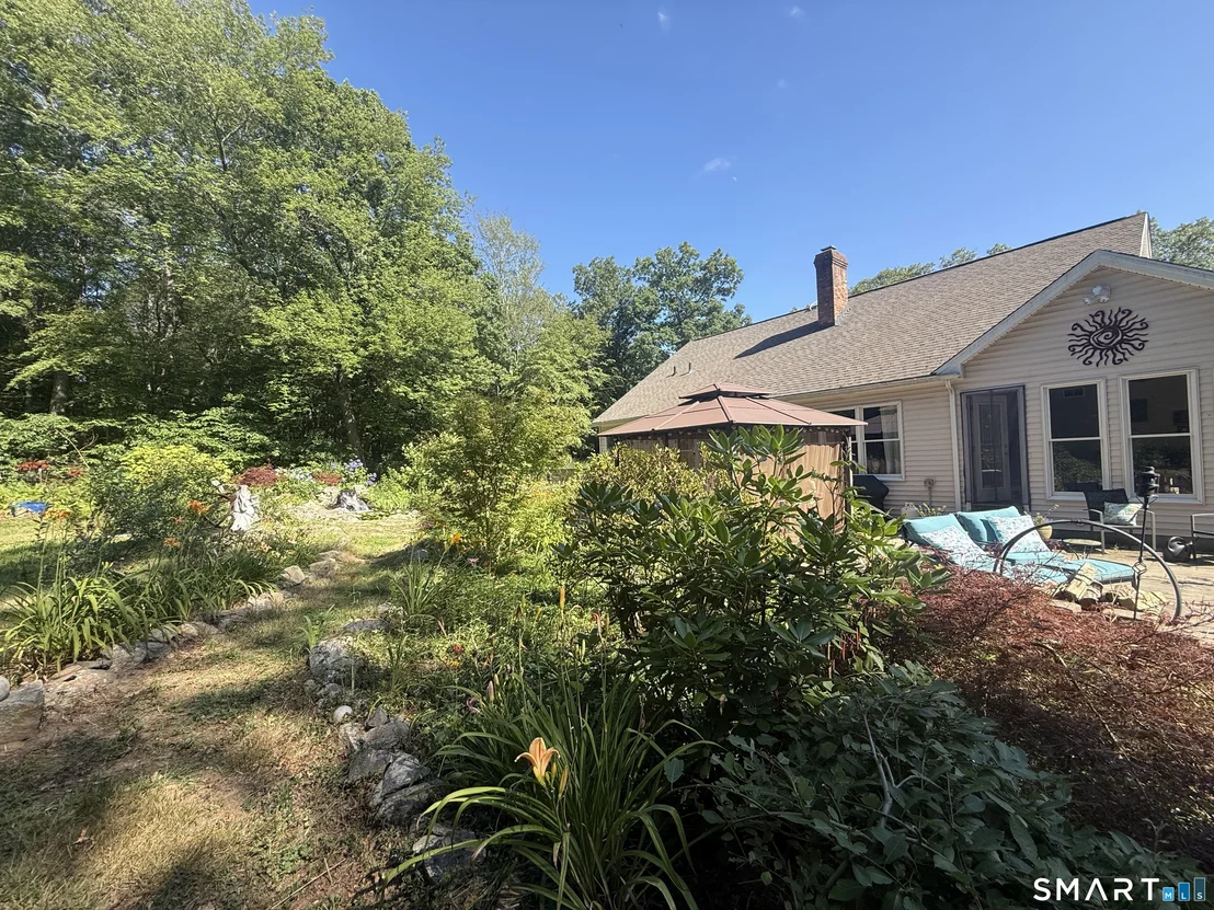 Photo of 455 Westminster Road
