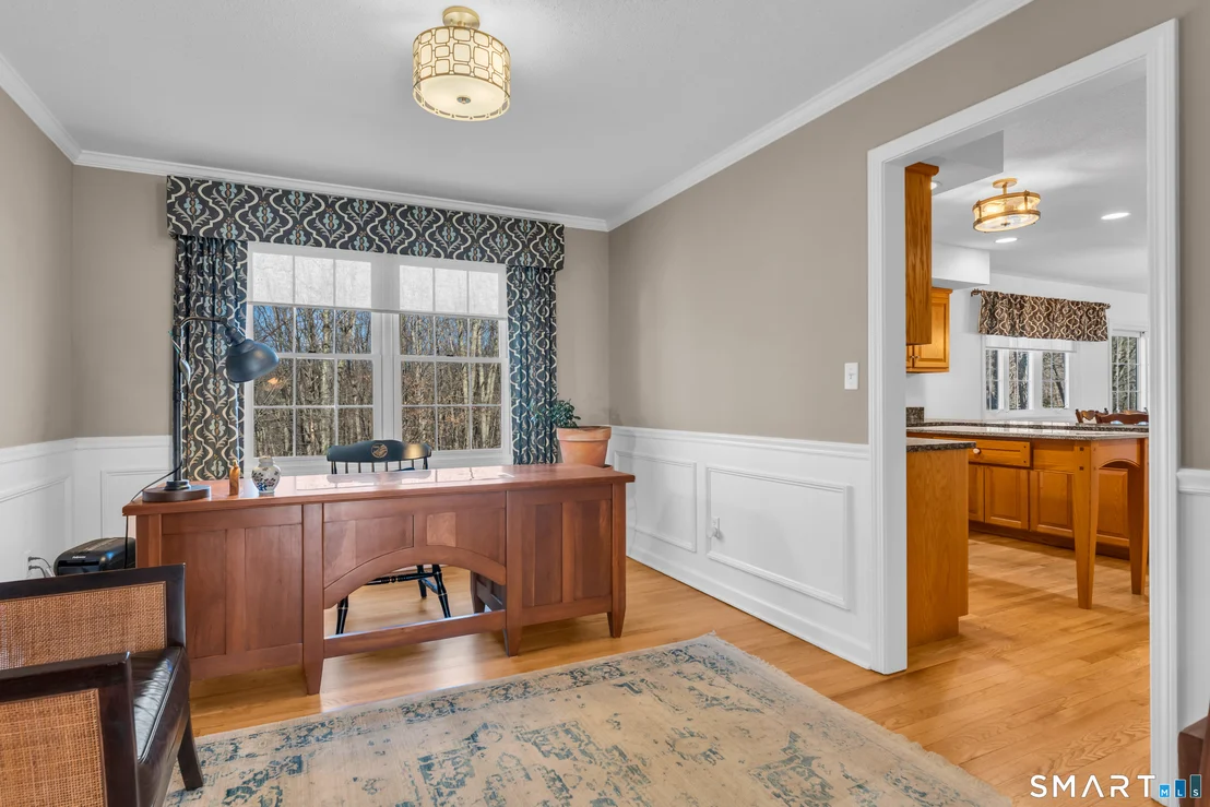 Photo of 322 Willow Road