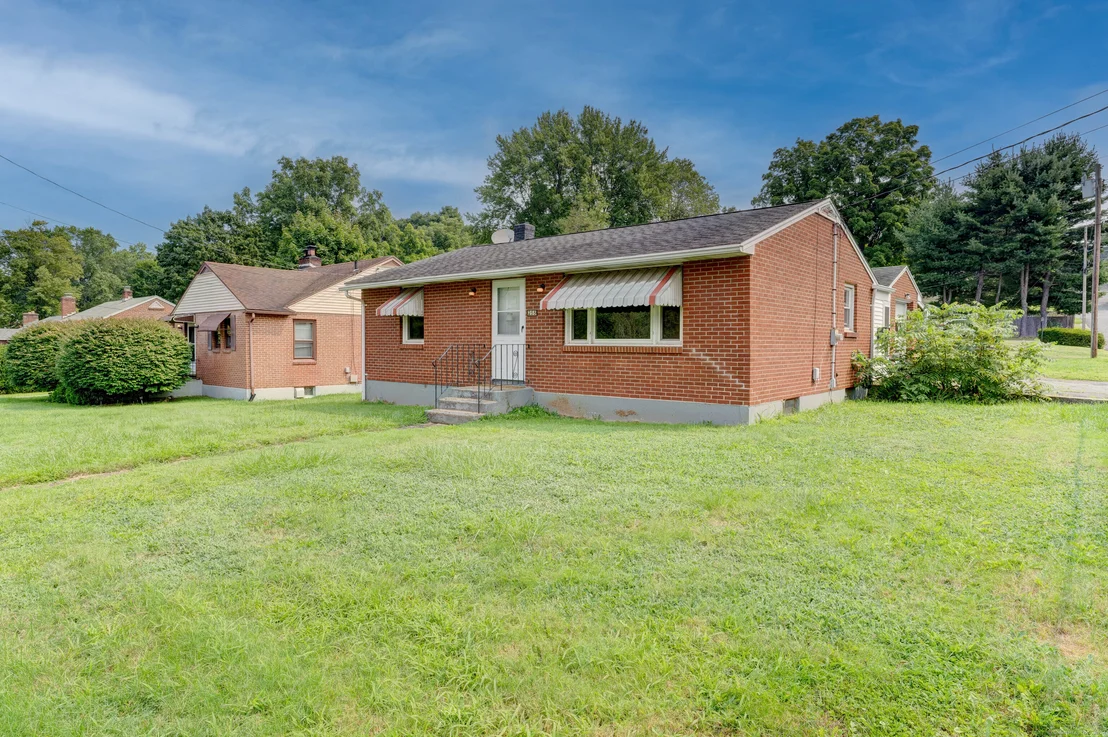 Photo of 255 Eno Avenue