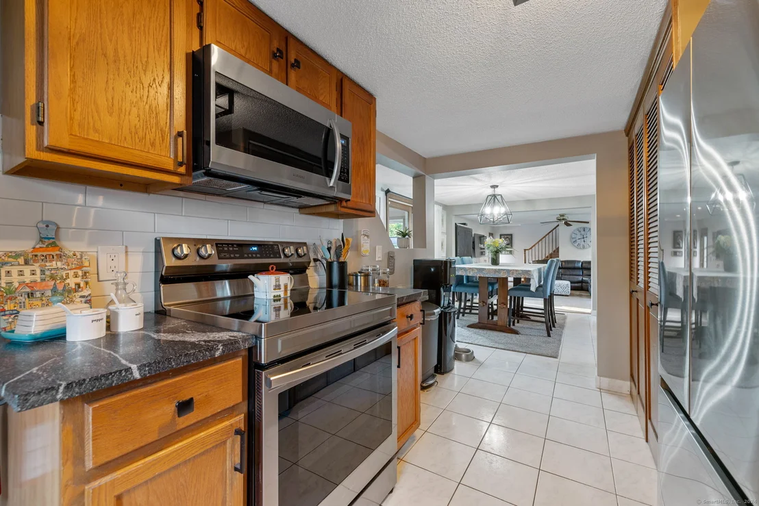 Photo of 67 Shuttlemeadow Road