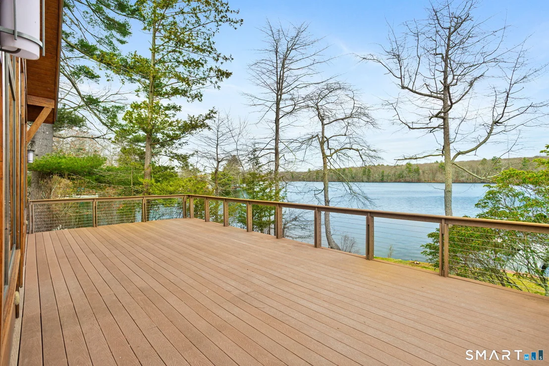 Photo of 152 Lakeside Drive