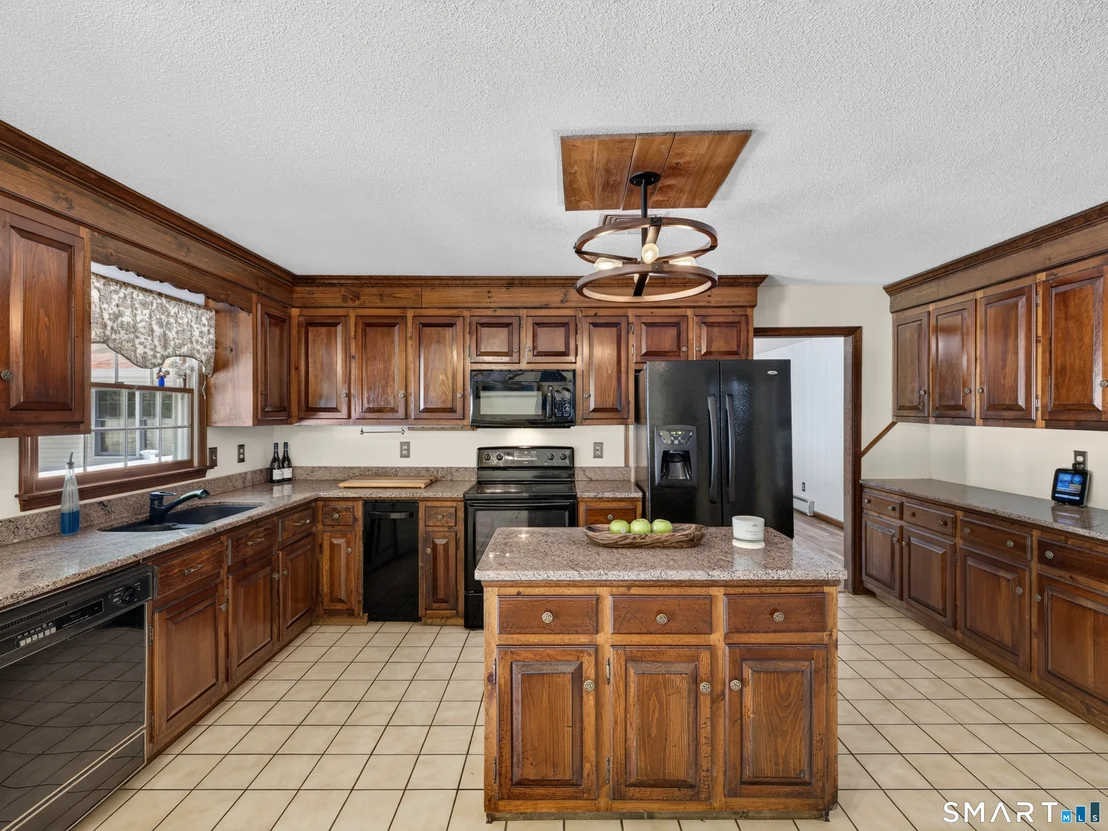 Photo of 269 Black Hill Road