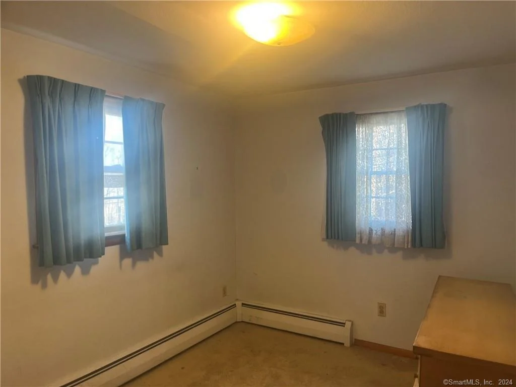 Photo of 1195 Summit Road