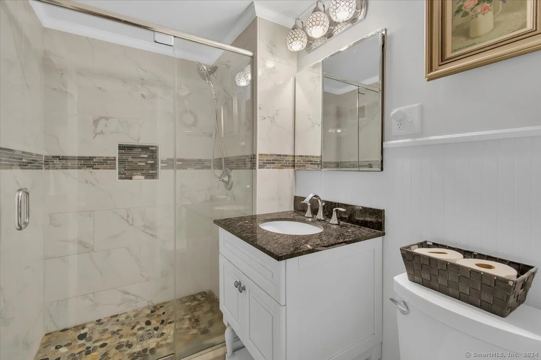 Photo of 15 Farview Avenue