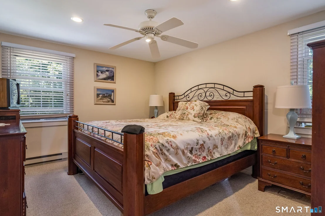 Photo of 145 Beach Park Road