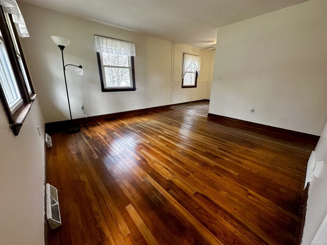 Photo of 7 Arrowhead Drive
