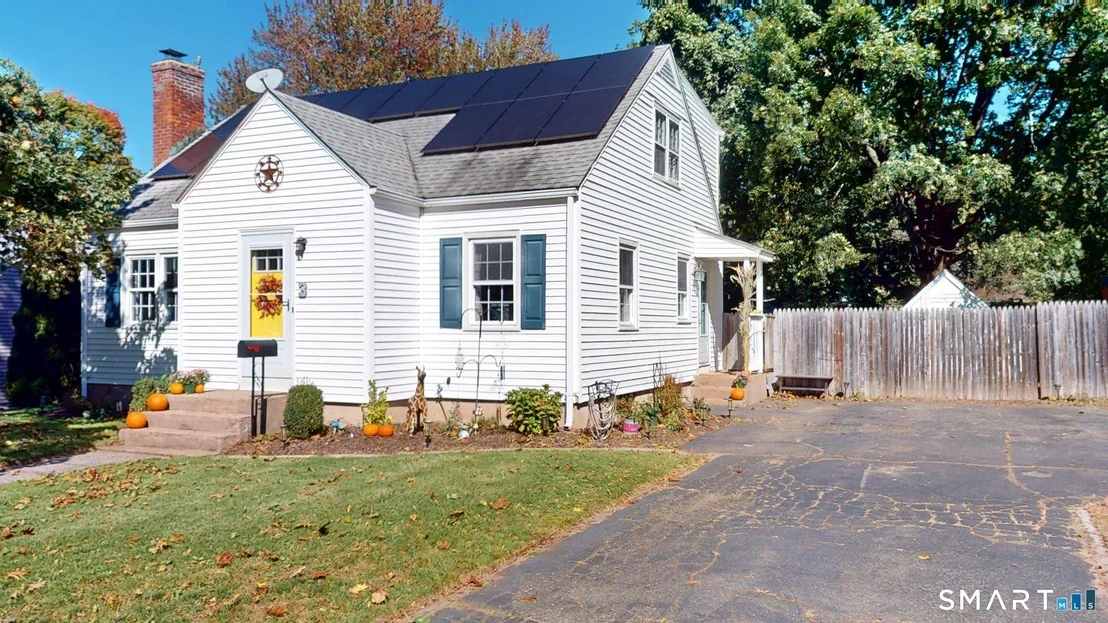 Photo of 3 Middle Drive