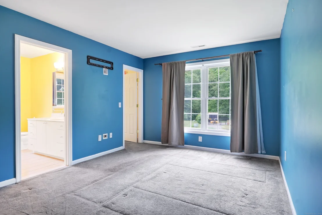 Photo of 65 Meadow Brook Road
