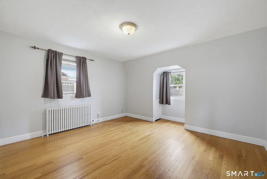 Photo of 38 Harding Avenue