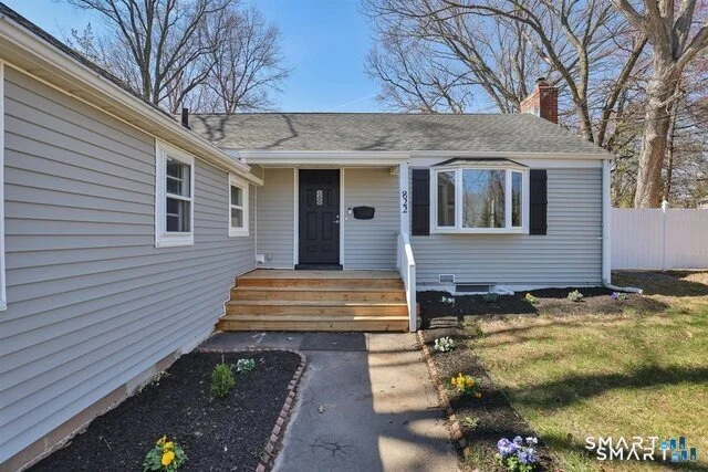 Photo of 822 Slater Road