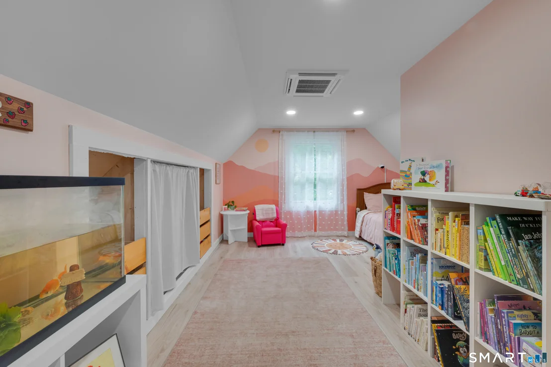 Photo of 254 Lynch Road