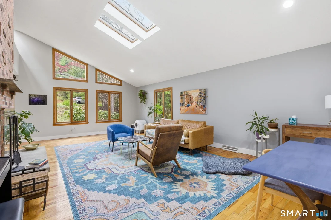 Photo of 18 Highridge Drive