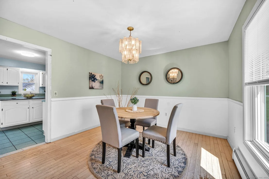 Photo of 333 Upper Valley Road