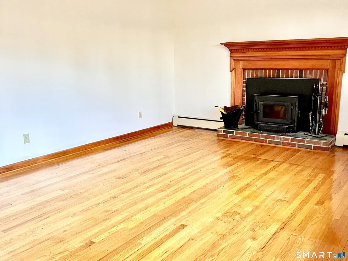 Photo of 118 Berkshire Drive