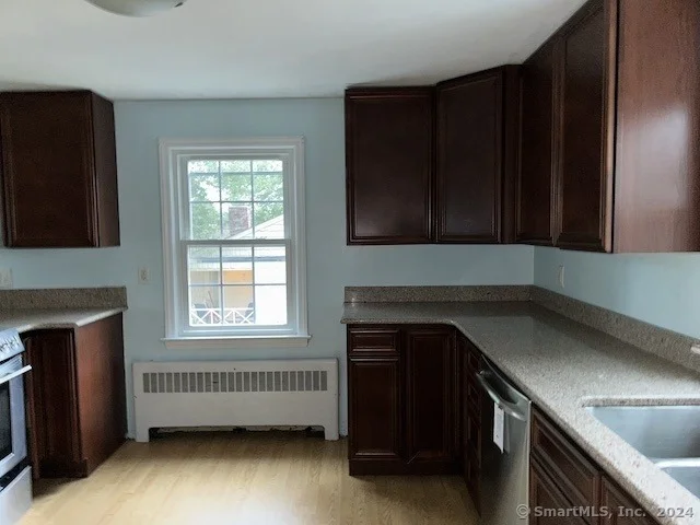 Photo of 492 Maple Street