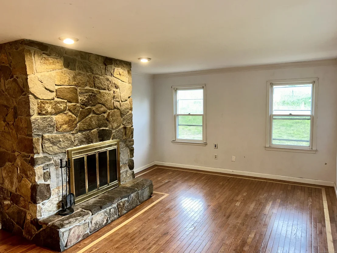 Photo of 626 Roosevelt Drive