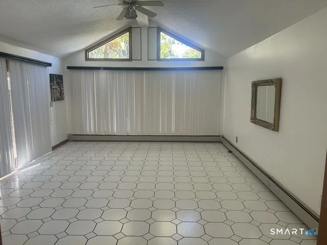 Photo of 16 Howard Avenue