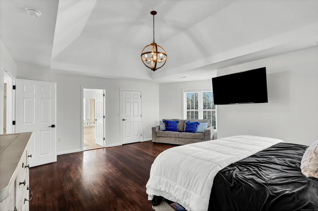 Photo of 41 Windermere Ridge Drive