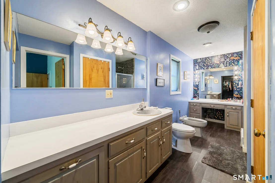 Photo of 168 Maple Avenue