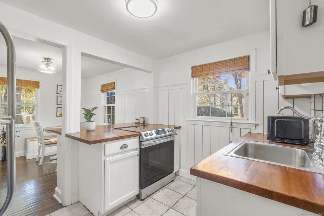 Photo of 35 Cedar Heights Road