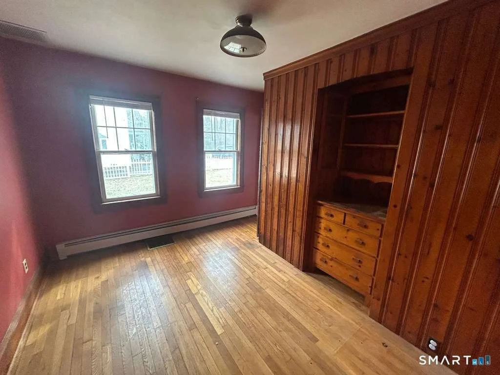 Photo of 17 Comstock Avenue