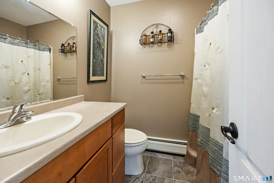Photo of 44 Williamsburg Drive