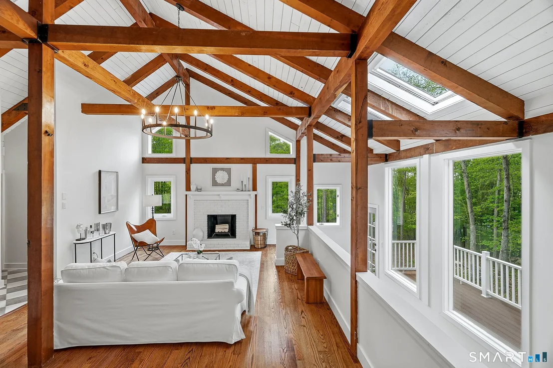 Photo of 136 Goose Hill Road