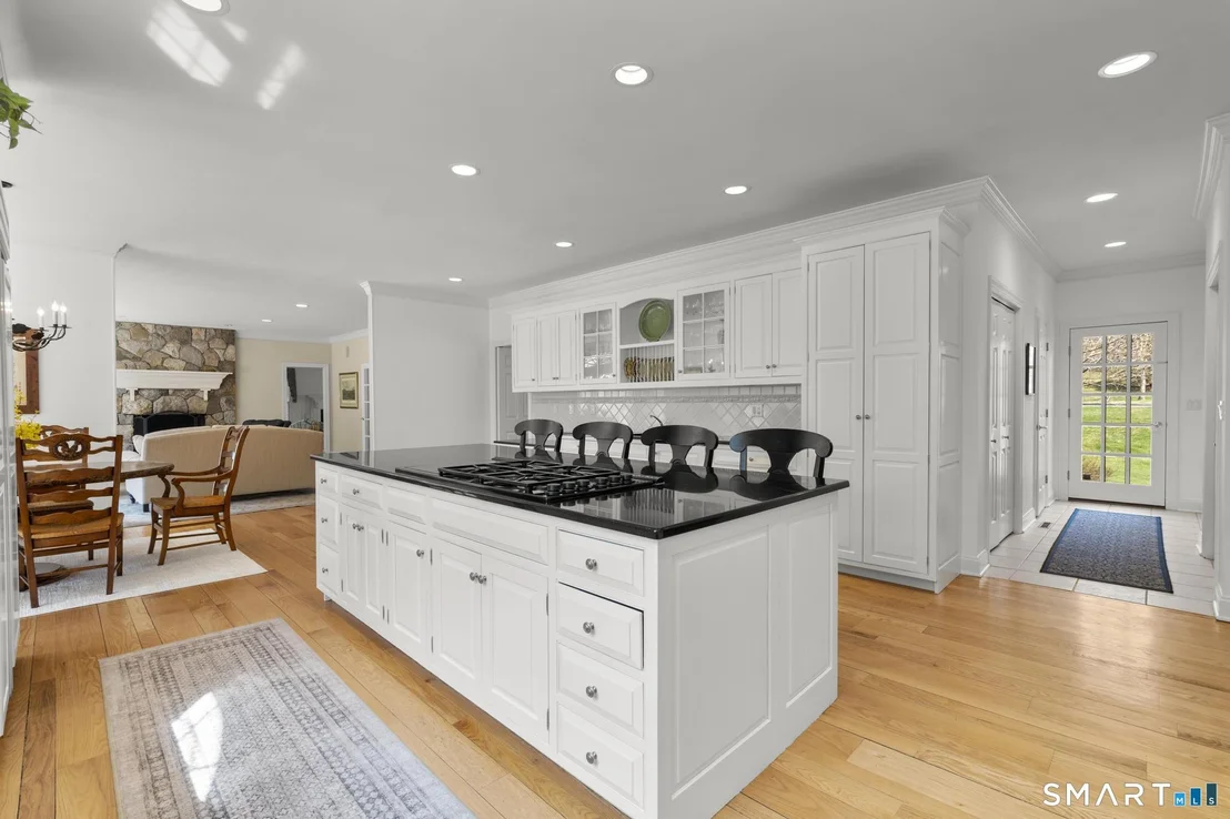 Photo of 8 Maplewood Lane