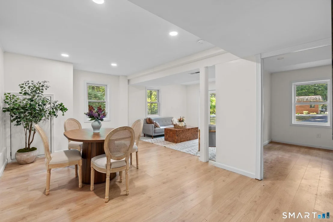 Photo of 17 Ireland Drive