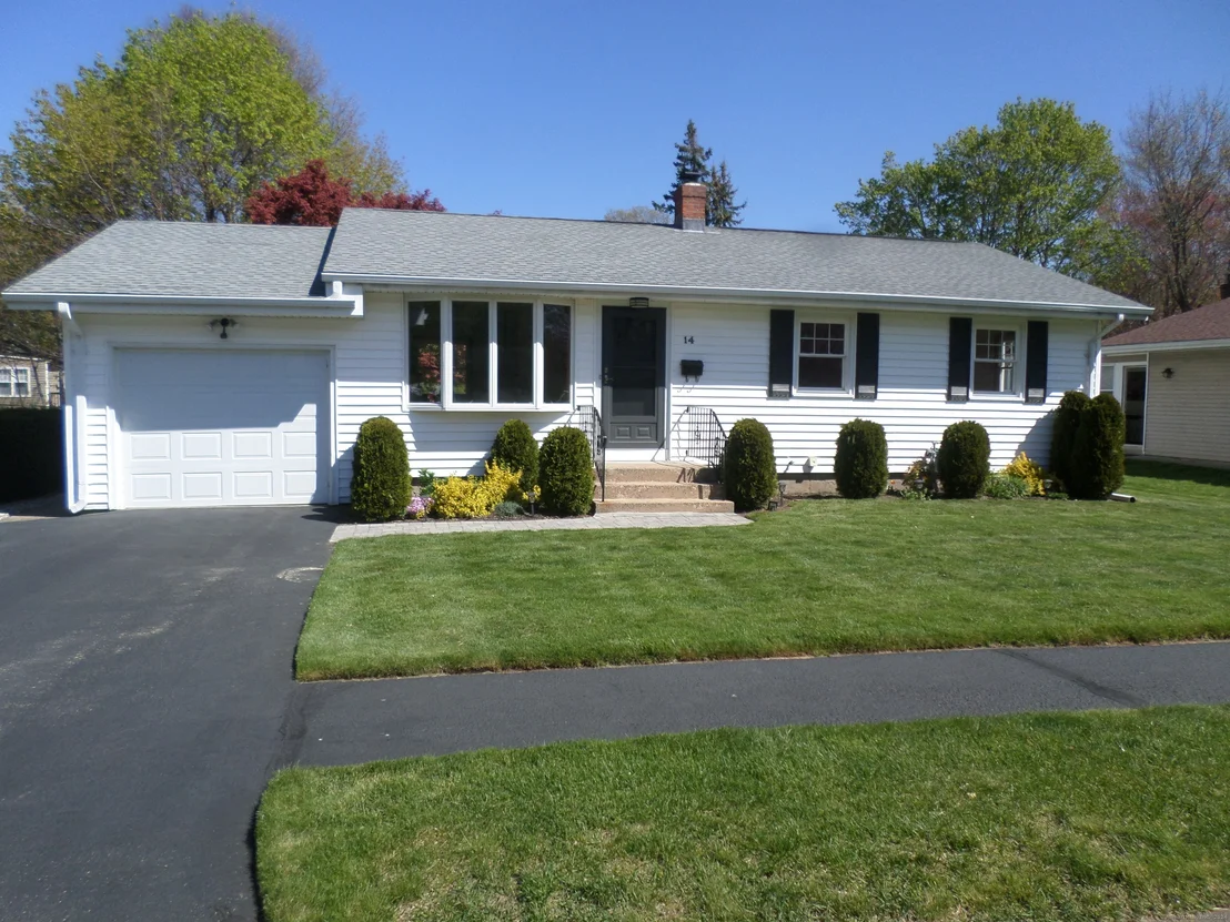Photo of 14 Village Circle