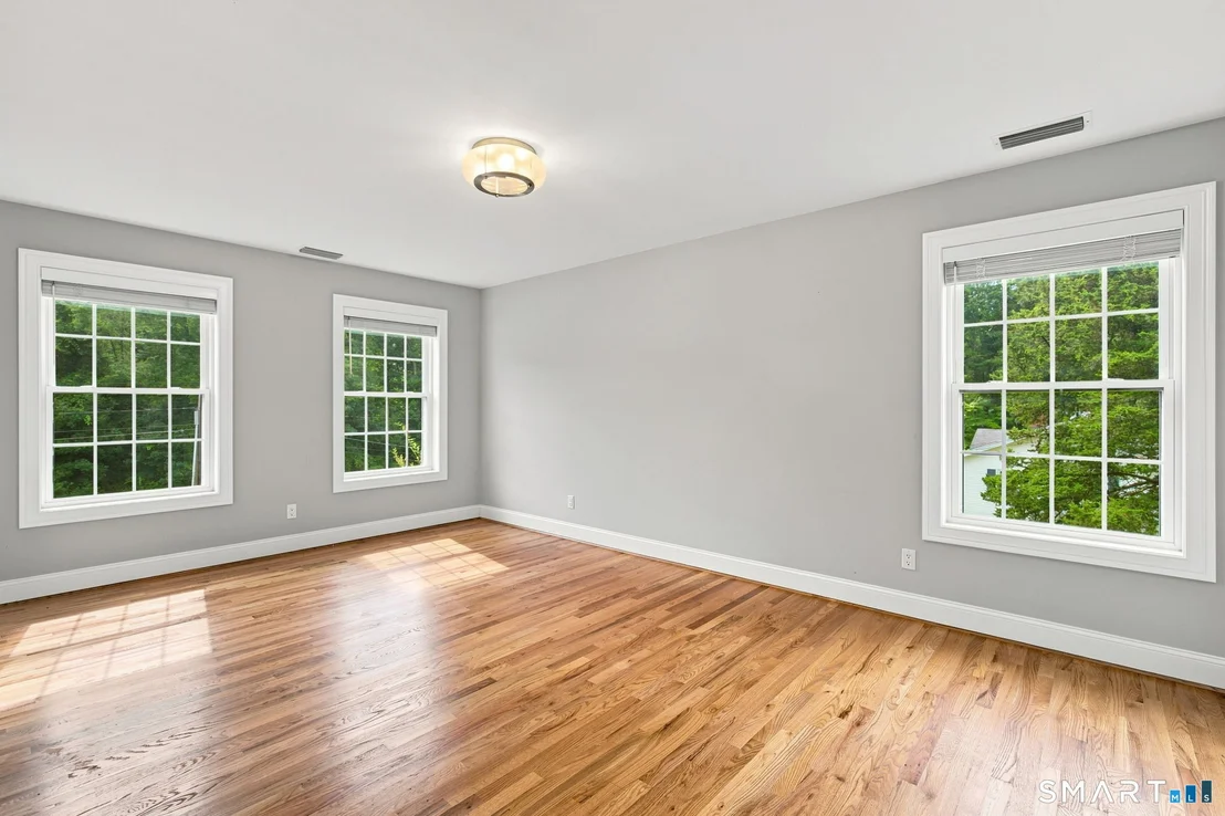 Photo of 649 Nevers Road