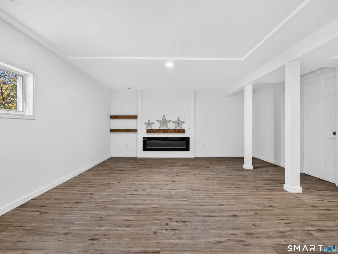 Photo of 7 Hickory Hill Drive