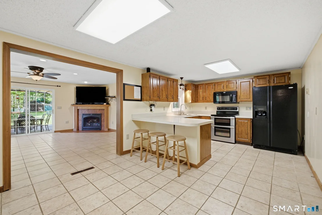 Photo of 141 Hop River Road