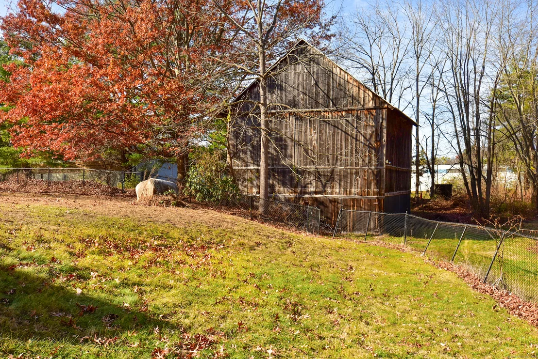 Photo of 650 Pigeon Hill Road