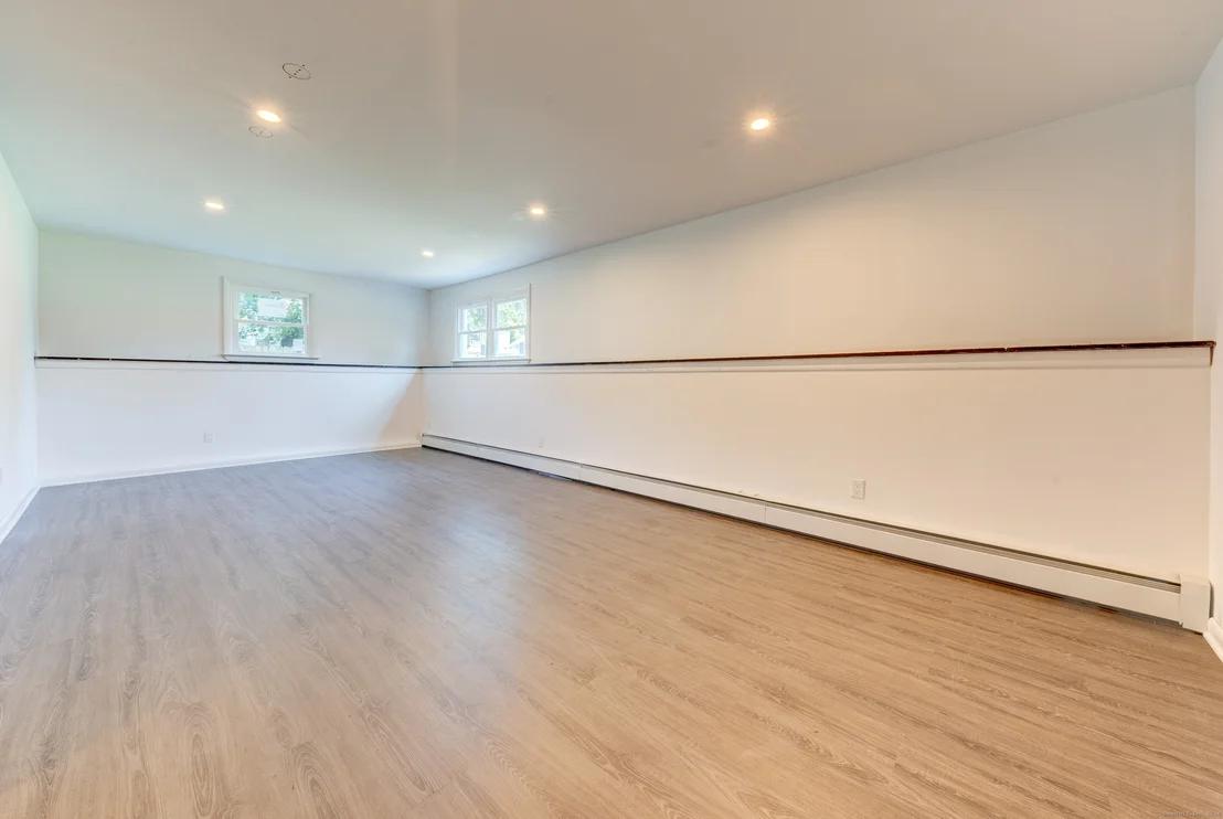 Photo of 586 Charles Street