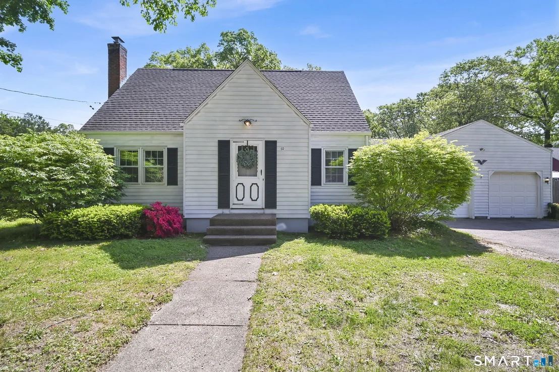 Photo of 10 Pine Drive