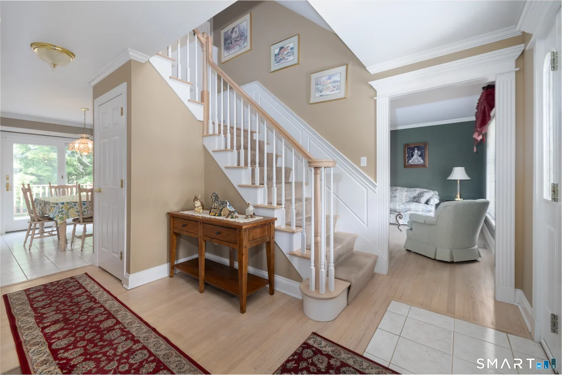 Photo of 325 Georgetown Drive