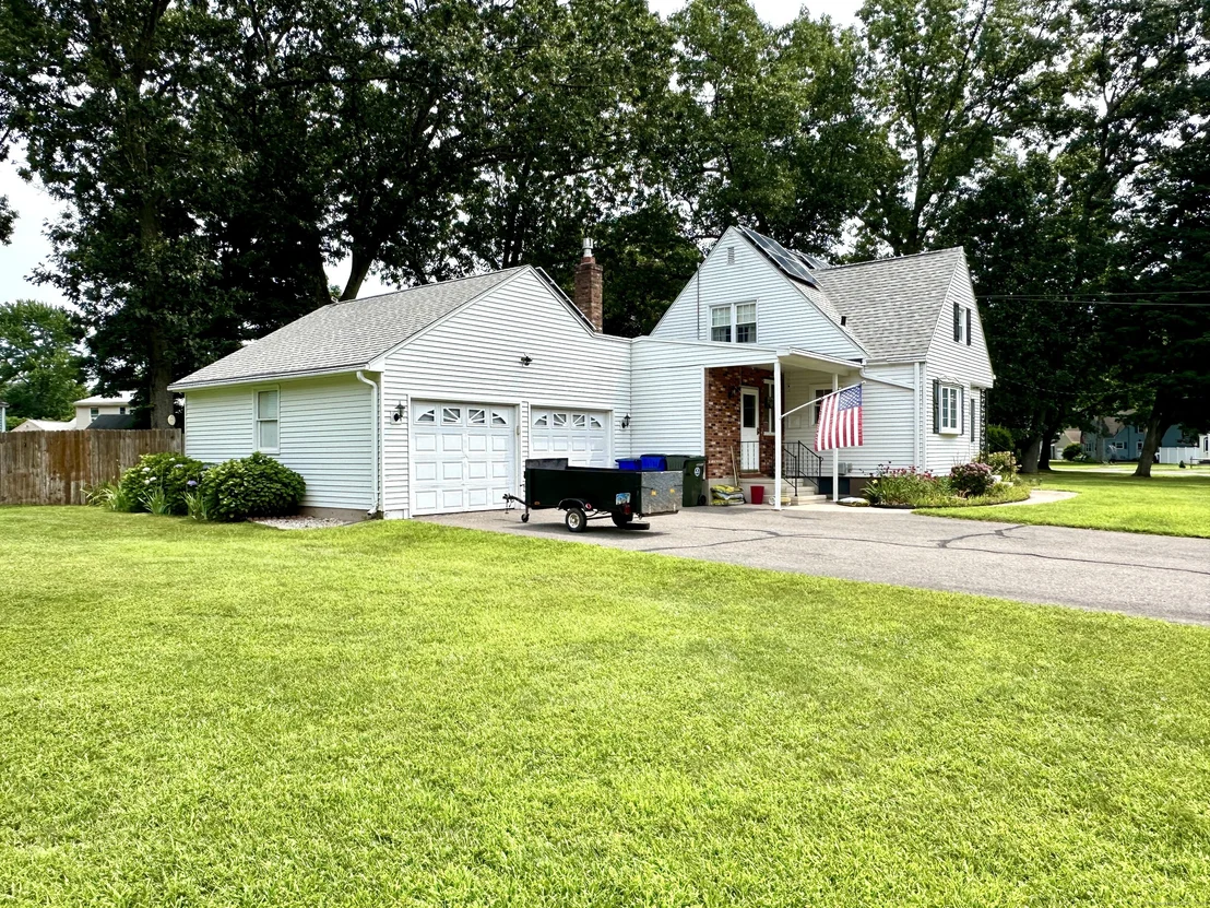 Photo of 530 Ash Drive