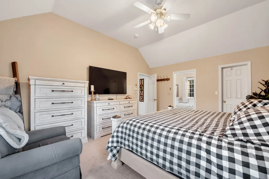 Photo of 185 Greystone Road