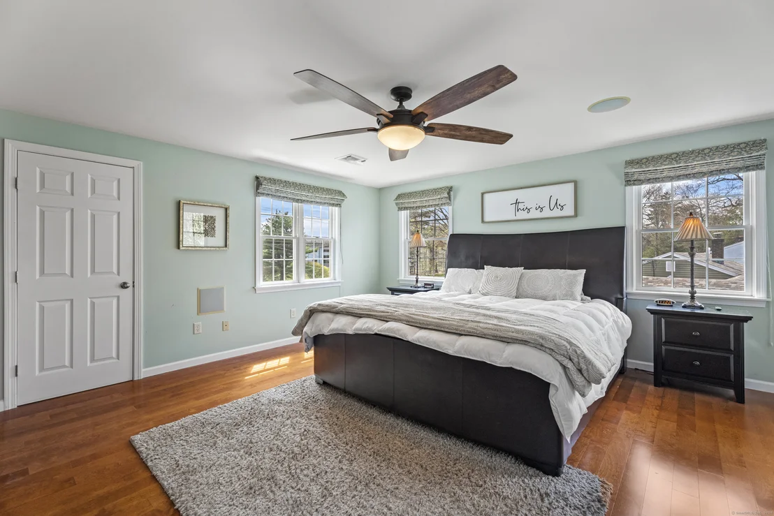 Photo of 511 Salmon Brook Street