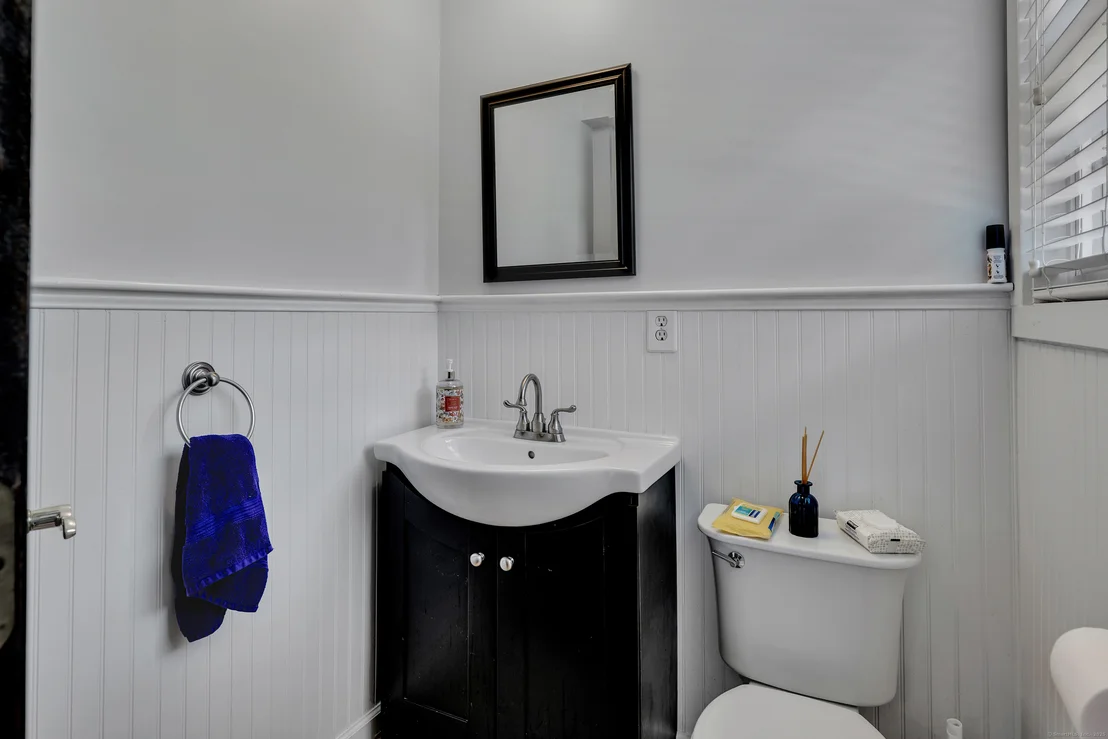 Photo of 21 Long Meadow Road