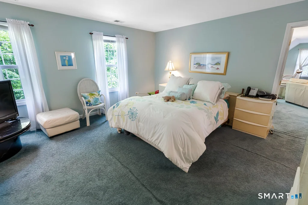 Photo of 9 Taylor Ridge Road