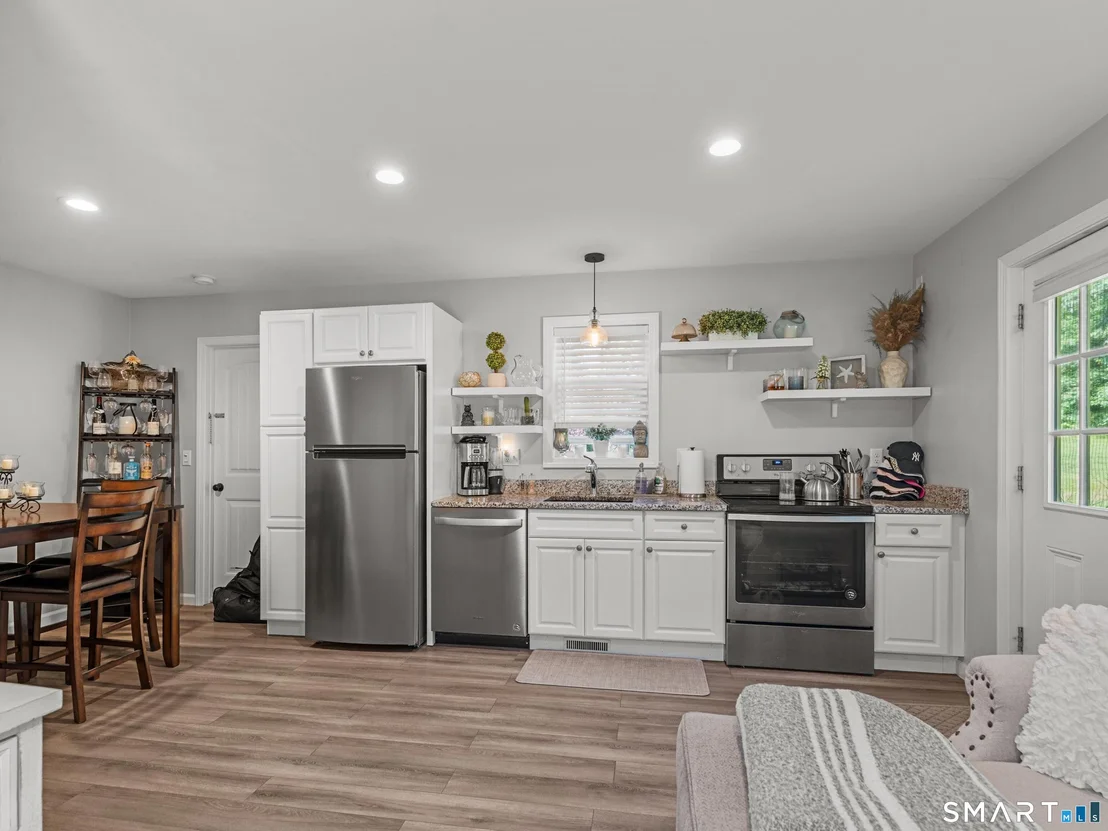 Photo of 217 Hinman Road