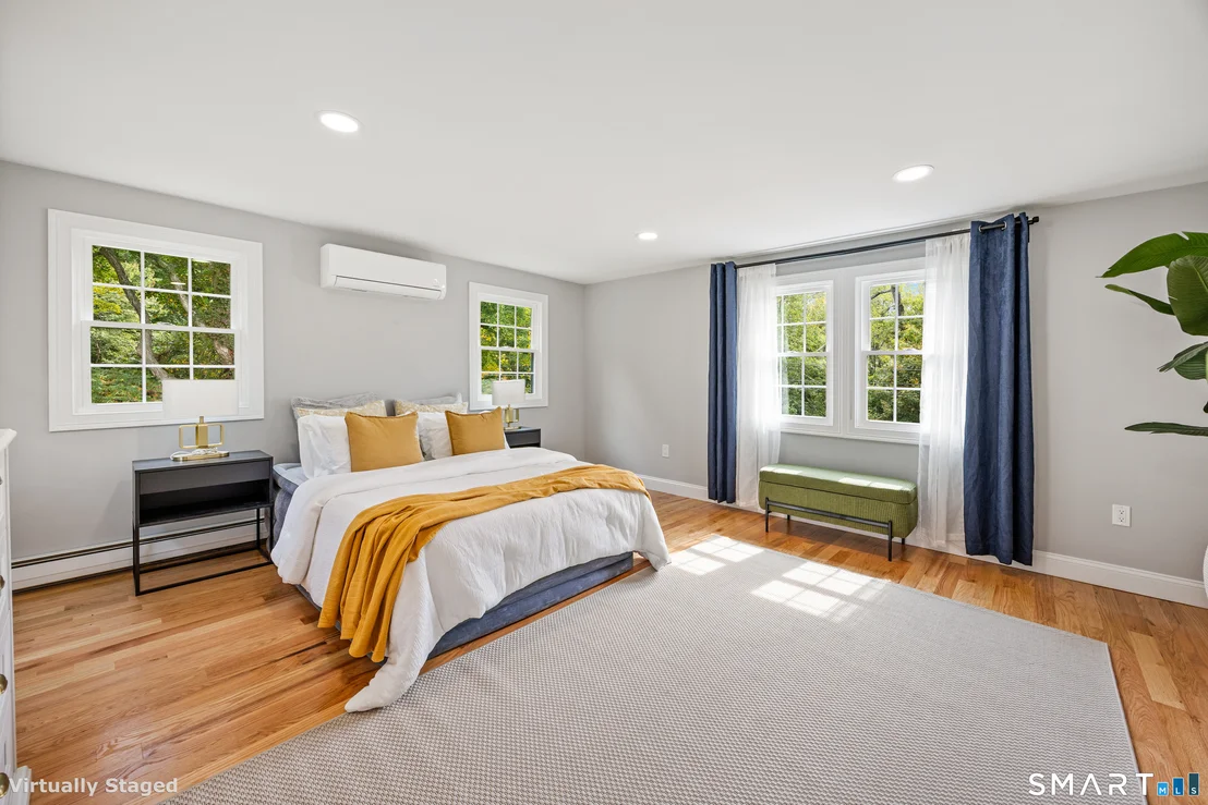 Photo of 20 Hydelor Avenue