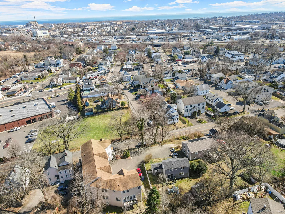 Photo of 128 Castle Avenue
