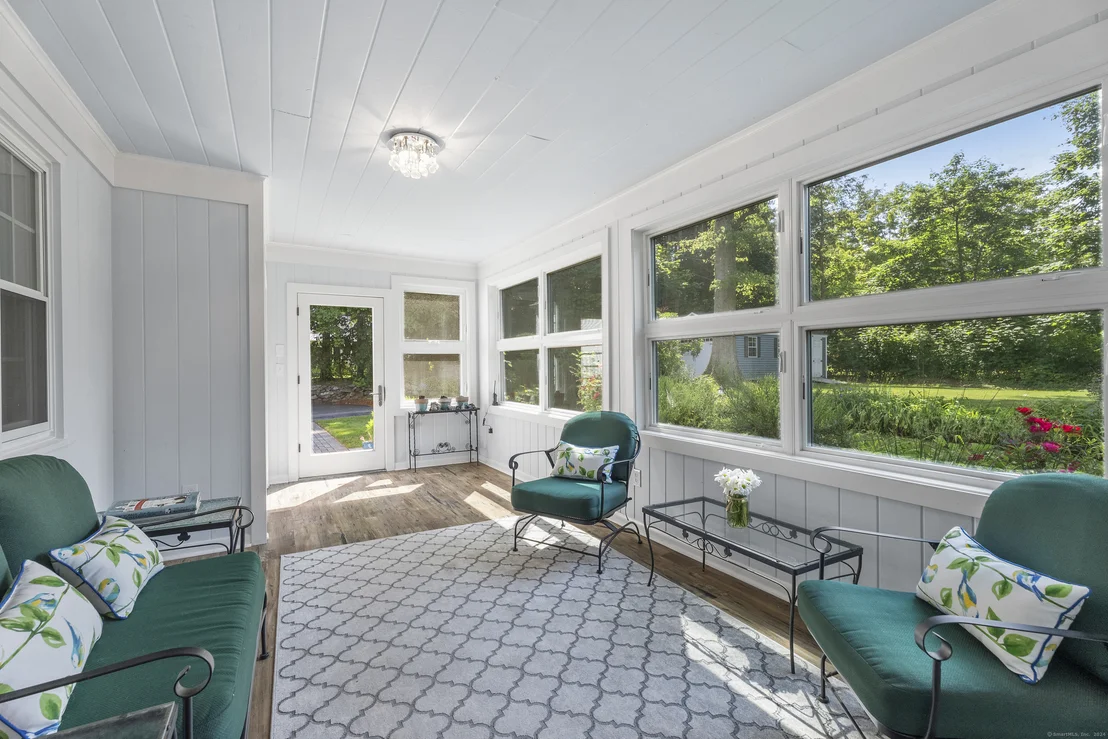 Photo of 691 Buttonball Road